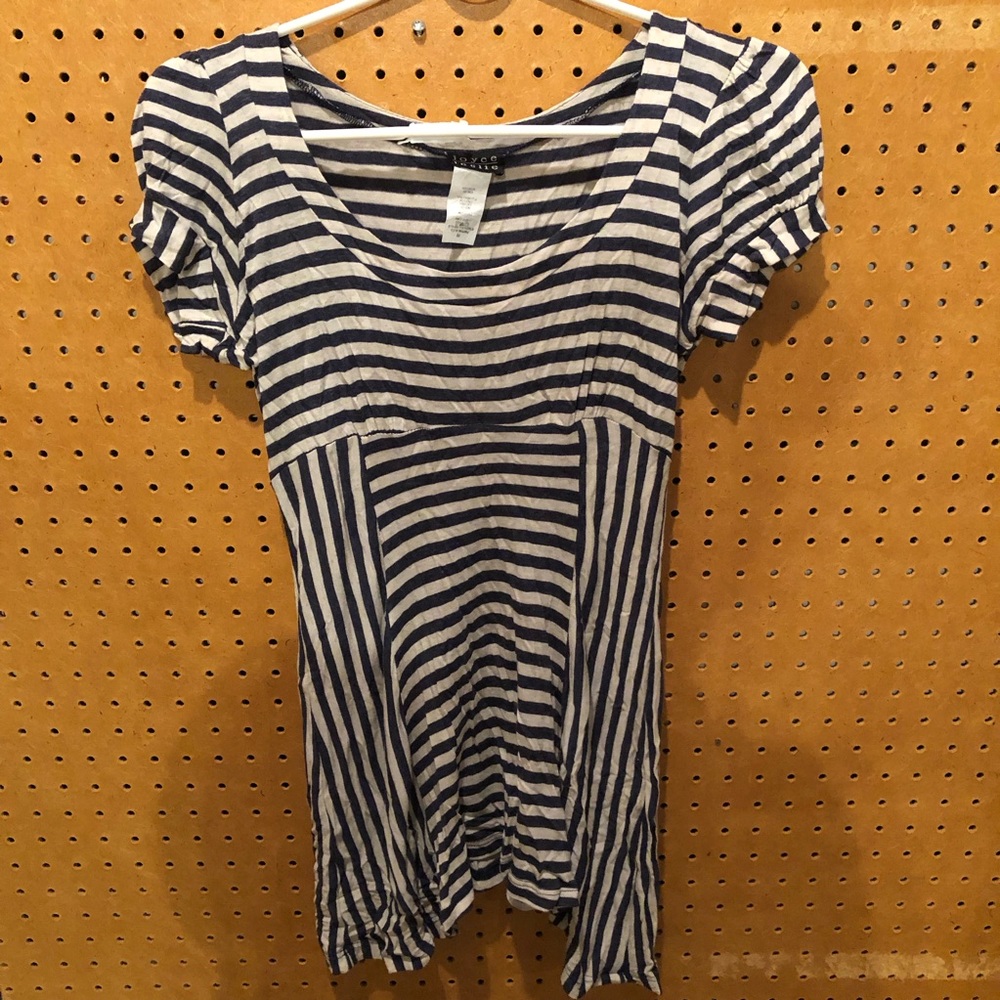 Joyce Leslie Striped 2000’s Y2K Elongated Top